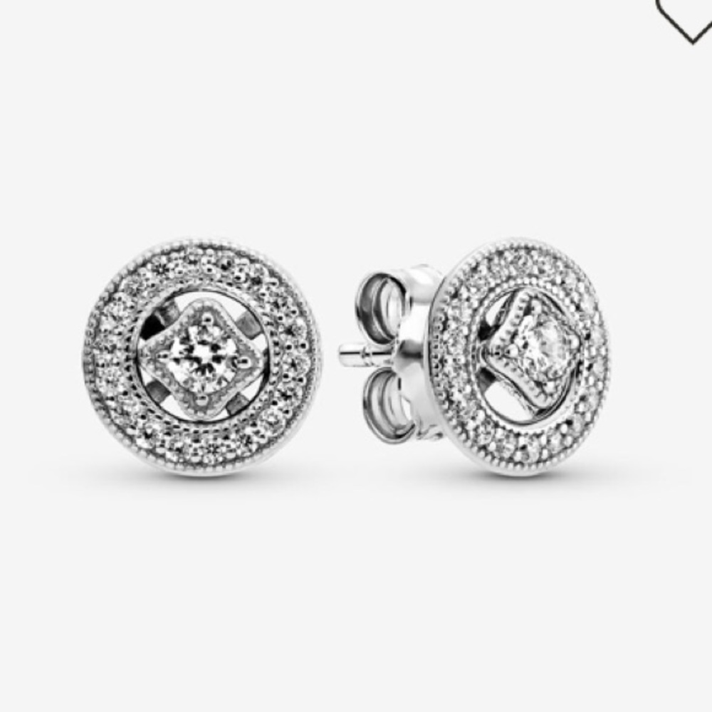 Vintage Circle Stud Earrings
